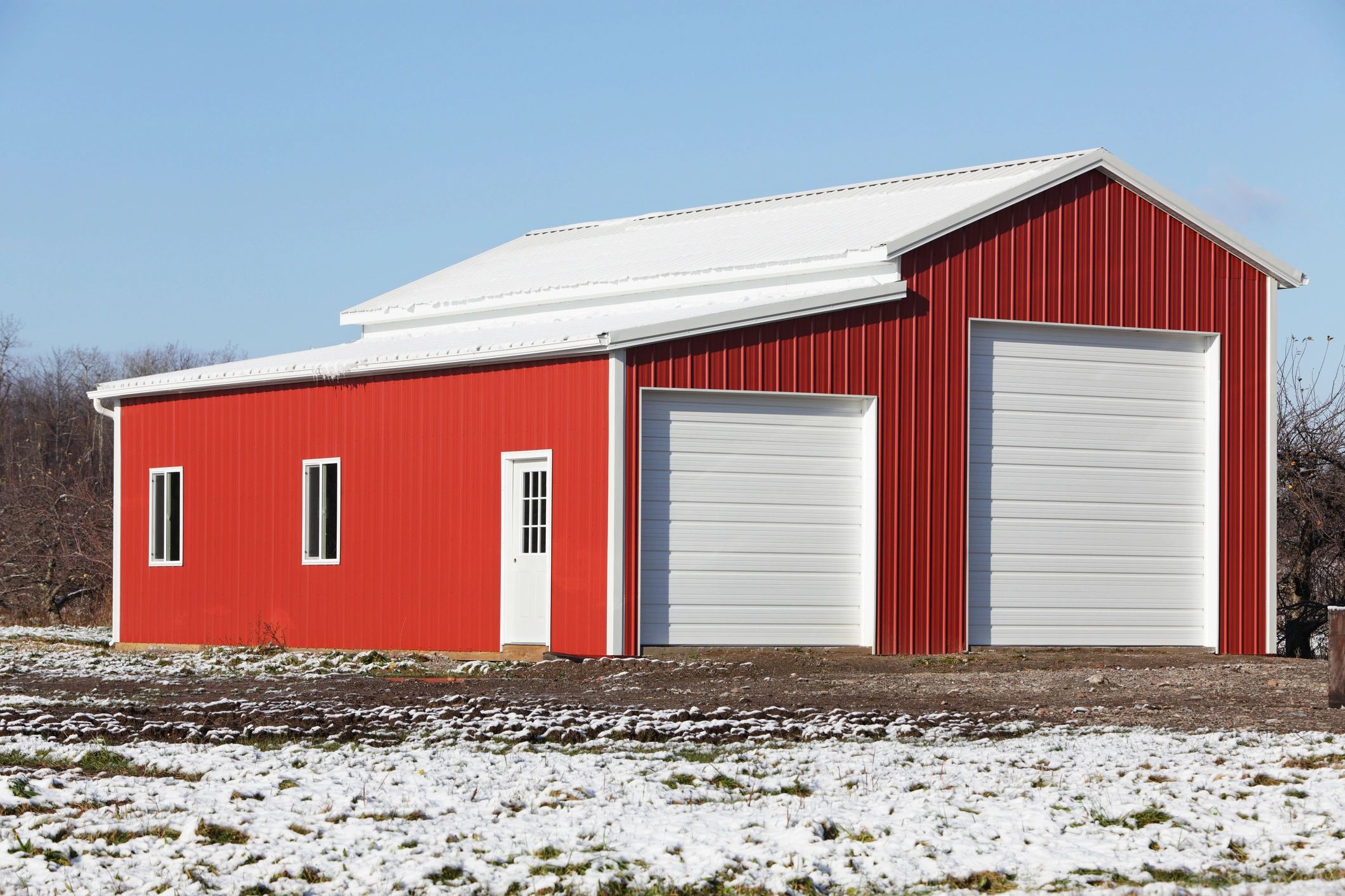 custom pole barn installation